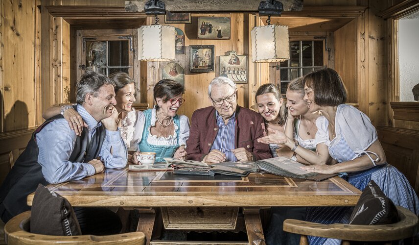 Gastgeberfamilie Egger 3 Generationen Hotel Theresa Zillertal