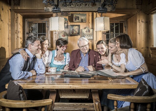 Gastgeberfamilie Egger 3 Generationen Hotel Theresa Zillertal