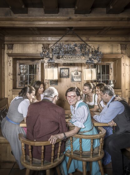 Stammtisch Familie Egger Hotel Theresa Zillertal