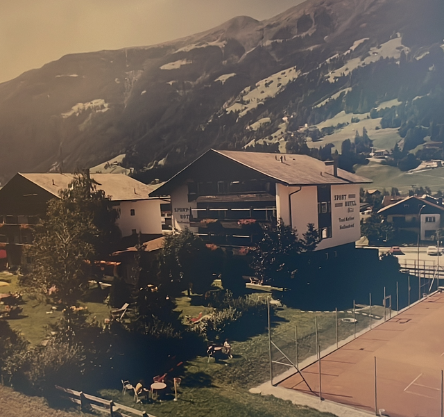 Geschichte des Hotel Theresa im Zillertal: Sportpension mit Tennisplatz in Zell am Ziller
