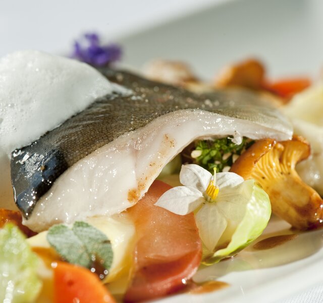 Kulinarik Fischgericht Hotel Theresa Zillertal