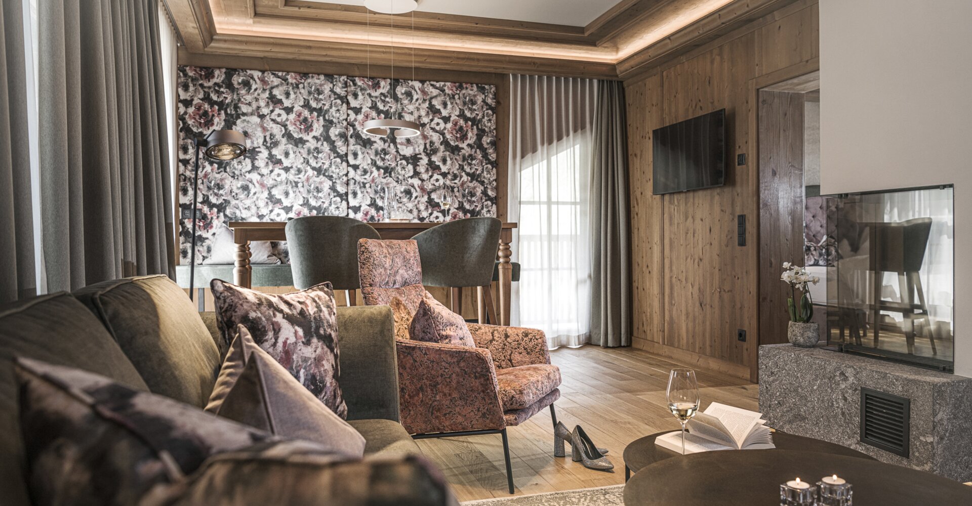 Penthouse Suite - Wohnbereich Interior Design Hotel Theresa im Zillertal