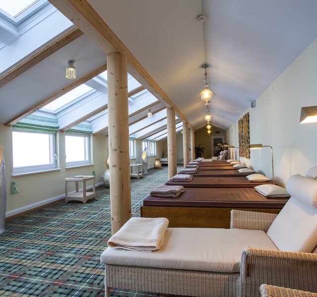 Wellnessurlaub im Zillertal Ruhezone Raum der Stille Hotel Theresa