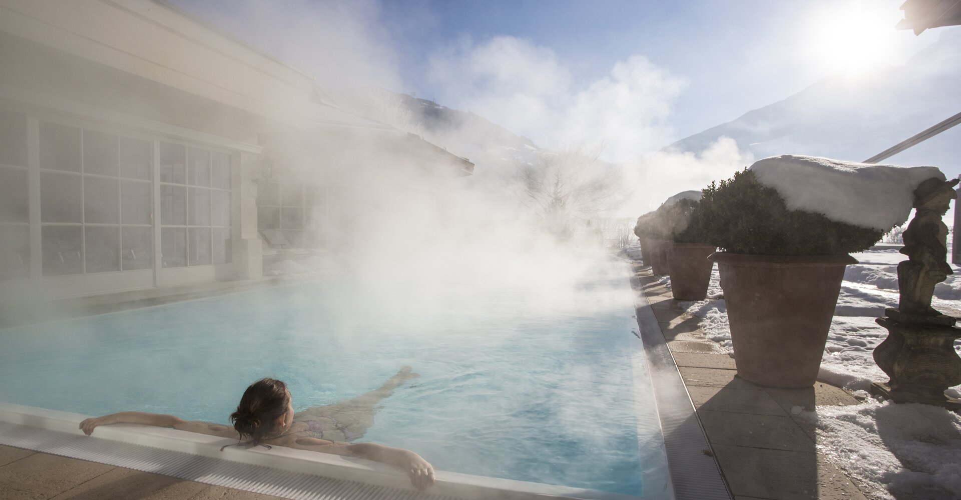 Winter Aussenpool Hotel Theresa Zillertal