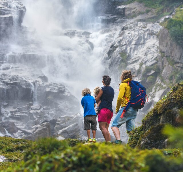 Wasserfall Ausflugsziel Familienurlaub im Zillertal