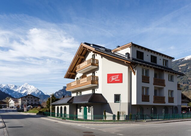 Außenansicht Teamhaus 4S Superior Hotel Theresa im Zillertal 